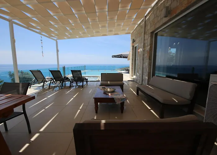 Ionian Pool House Porto Palermo